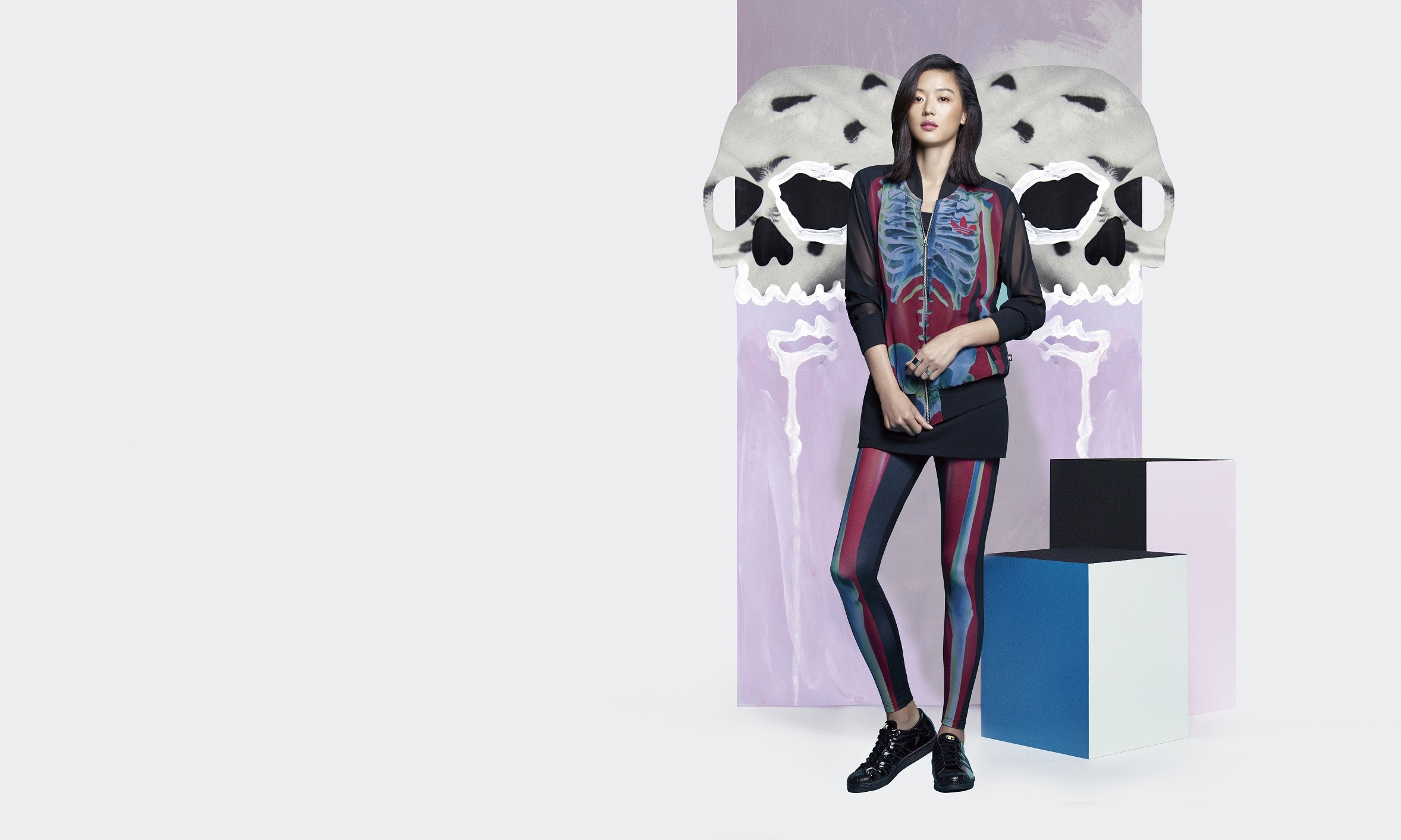 X-Ray 印花呈现，adidas Originals by Rita Ora O-Ray 系列释出
